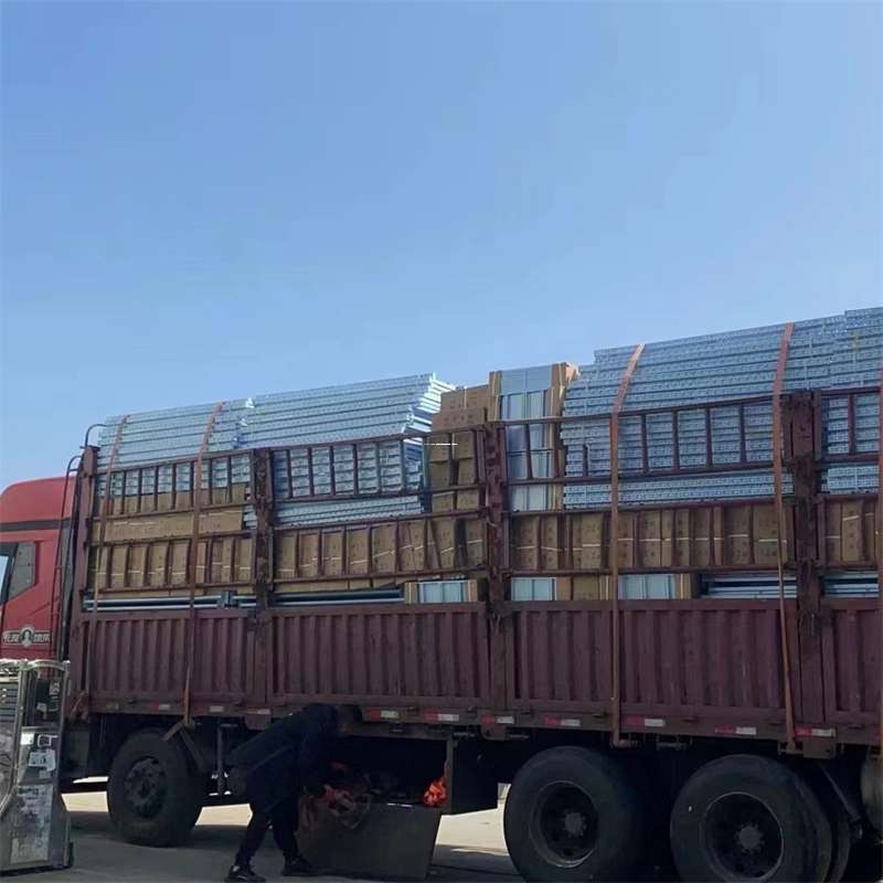 江西赣州章贡到新疆阿勒泰富蕴县物流公司，一站式服务